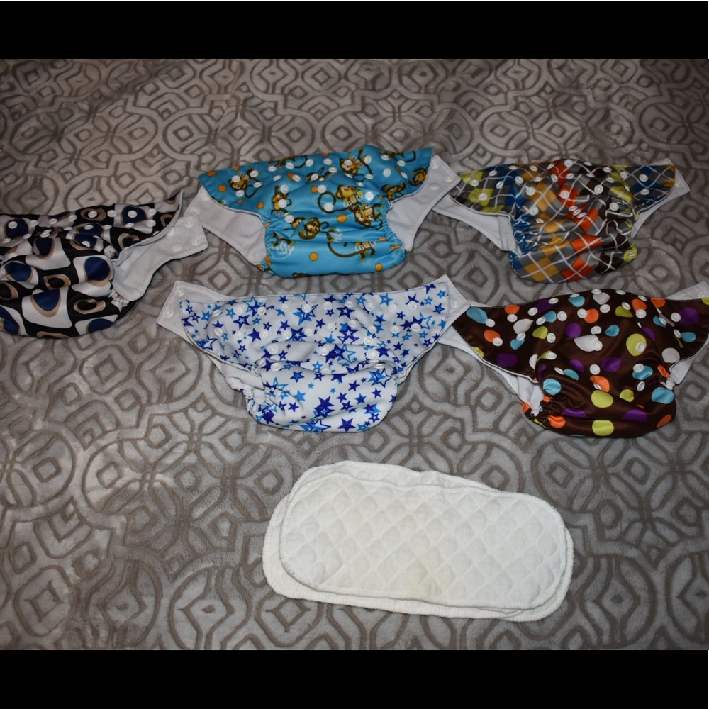 Washable cloth diapers